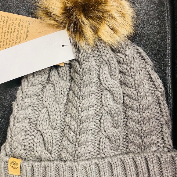 New Timberland Chunky Cable Knit Hats - Picture 3 of 3